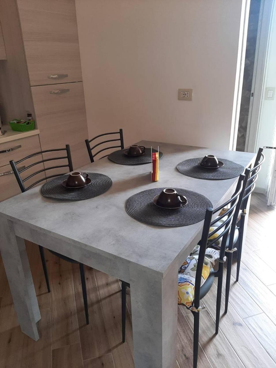 Casa Gemma Apartment กราเวโดนา ภายนอก รูปภาพ